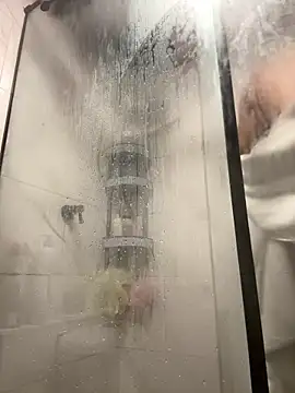 Joylopez fit online show from December 21, 1:18 pm