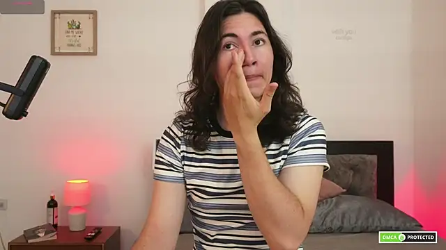 cute erelis  online show from April 25, 2:58 am