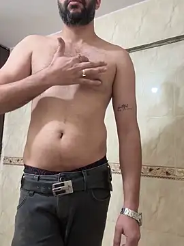 Snapshot of skyisthelimit12 chatting on December 30, 6:09 am skyisthelimit12 online show from December 30, 6:09 am