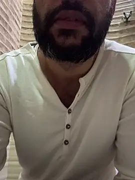 Snapshot of skyisthelimit12 chatting on January 13, 3:23 am skyisthelimit12 online show from January 13, 3:23 am