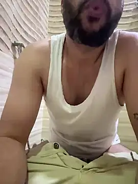 Snapshot of skyisthelimit12 chatting on February 25, 2:22 pm skyisthelimit12 online show from February 25, 2:22 pm