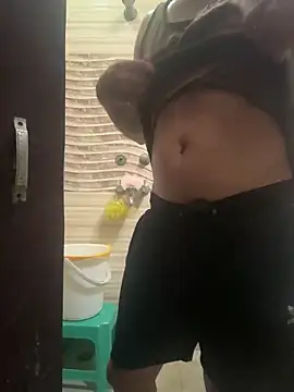 Snapshot of skyisthelimit12 chatting on September 11, 7:19 am skyisthelimit12 online show from September 11, 7:19 am