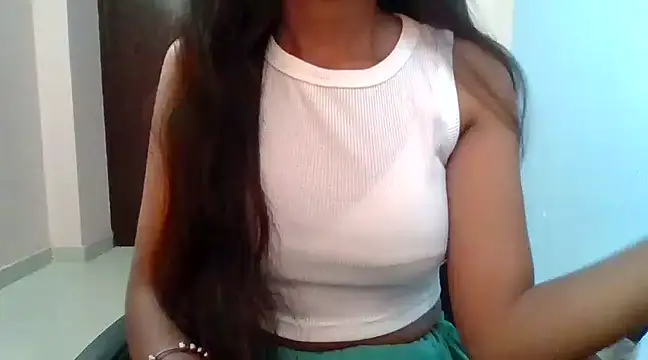 Snapshot of SNEHA_58 chatting on March 3, 6:26 am SNEHA 58 online show from March 3, 6:26 am