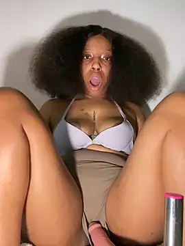 Thando04 online show from April 17, 5:16 pm