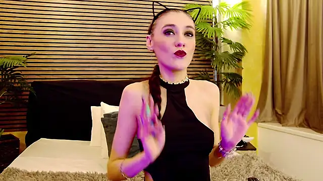 SamaraSinn online show from January 29, 8:40 am