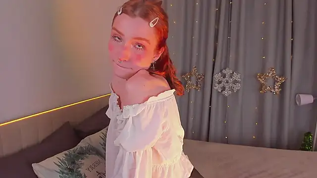 Snapshot of Iris_Pastels chatting on January 14, 2:29 am Iris Pastels online show from January 14, 2:29 am