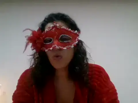 couple-tuga online show from November 29, 6:11 pm