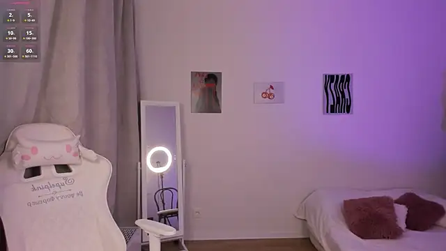 MiaVixxen online show from February 1, 9:21 am