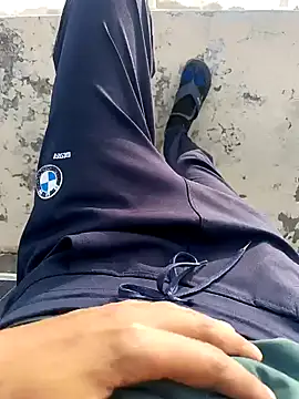 Snapshot of Tarun_0026 chatting on February 3, 10:03 am Tarun 0026 online show from February 3, 10:03 am