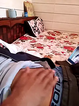 Snapshot of Tarun_0026 chatting on February 7, 9:16 am Tarun 0026 online show from February 7, 9:16 am