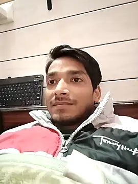 Snapshot of Tarun_0026 chatting on February 10, 1:33 pm Tarun 0026 online show from February 10, 1:33 pm