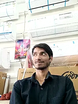 Snapshot of Tarun_0026 chatting on March 18, 9:31 am Tarun 0026 online show from March 18, 9:31 am