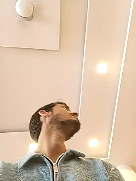 Snapshot of Tarun_0026 chatting on October 26, 5:35 am Tarun 0026 online show from October 26, 5:35 am