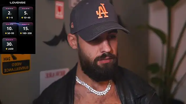 HairyRobxxx online show from November 4, 4:17 pm