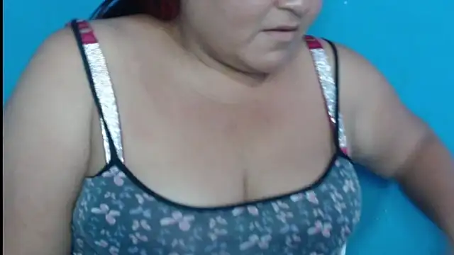 Snapshot of Dirtydiva1 chatting on January 6, 2:58 pm Dirtydiva1 online show from January 6, 2:58 pm