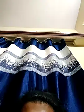 Snapshot of dreamers_dick chatting on January 1, 9:39 am dreamers dick online show from January 1, 9:39 am