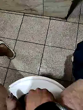 Snapshot of dreamers_dick chatting on January 14, 3:01 am dreamers dick online show from January 14, 3:01 am