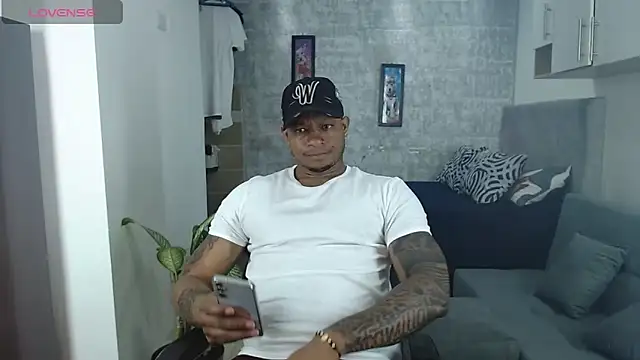 Snapshot of Josep_Ston chatting on September 9, 3:00 pm Josep Ston online show from September 9, 3:00 pm