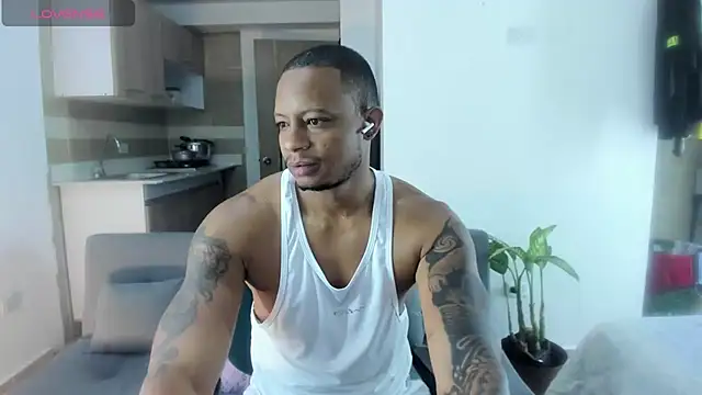 Snapshot of Josep_Ston chatting on October 22, 2:56 am Josep Ston online show from October 22, 2:56 am