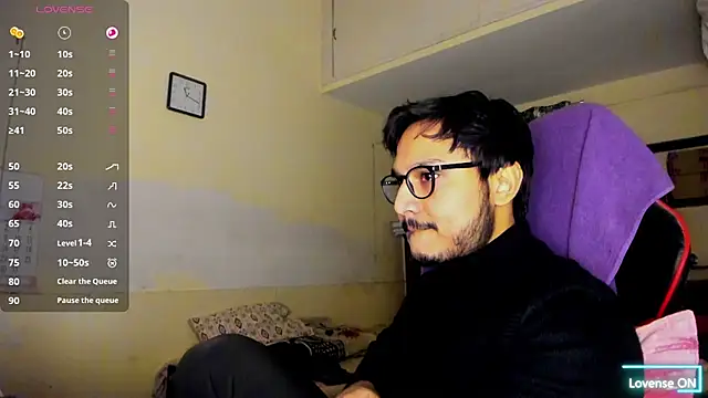Snapshot of fuckkboy101 chatting on January 4, 5:37 pm fuckkboy101 online show from January 4, 5:37 pm