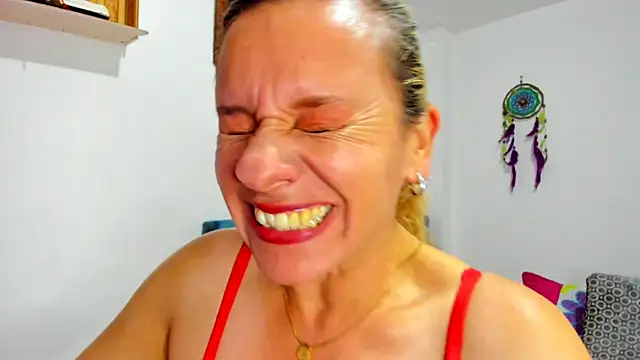 sofi saliva2511 online show from January 14, 3:22 am