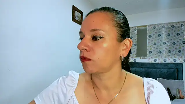 sofi saliva2511 online show from September 14, 5:23 pm