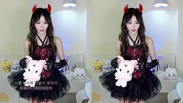 xixibaby- online show from January 14, 11:42 am