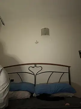 Snapshot of miaceleste chatting on February 17, 6:59 pm miaceleste online show from February 17, 6:59 pm