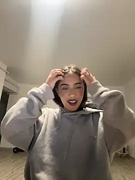 Snapshot of miaceleste chatting on September 17, 8:43 pm miaceleste online show from September 17, 8:43 pm