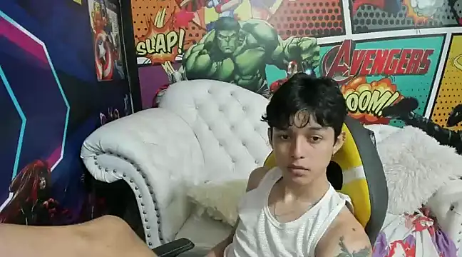 Snapshot of jisuscat chatting on January 7, 9:57 pm jisuscat online show from January 7, 9:57 pm