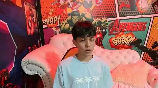 Snapshot of jisuscat chatting on January 10, 12:49 am jisuscat online show from January 10, 12:49 am