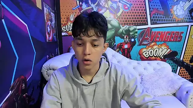 Snapshot of jisuscat chatting on February 11, 12:27 pm jisuscat online show from February 11, 12:27 pm