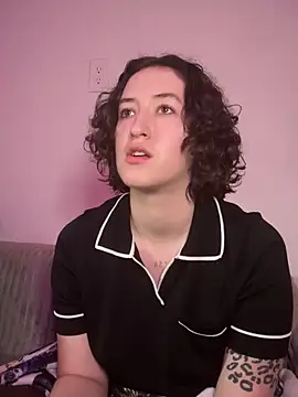 ParkerGYATT online show from April 6, 8:10 pm