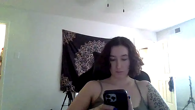 Snapshot of ParkerGYATT chatting on June 17, 3:09 am ParkerGYATT online show from June 17, 3:09 am