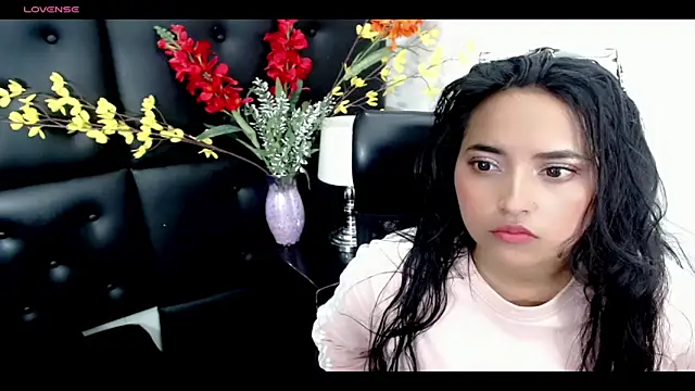 Snapshot of Carolaine01 chatting on February 7, 8:20 pm Carolaine01 online show from February 7, 8:20 pm