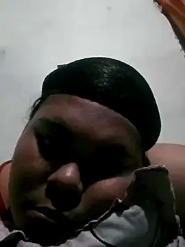 Snapshot of tugordabella chatting on June 24, 1:04 am tugordabella online show from June 24, 1:04 am
