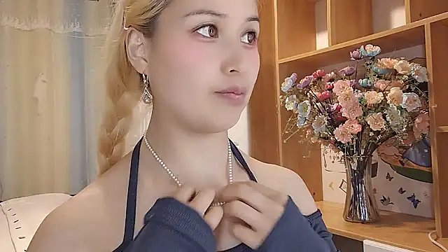 Lucky-xiuxiu online show from March 20, 1:48 pm