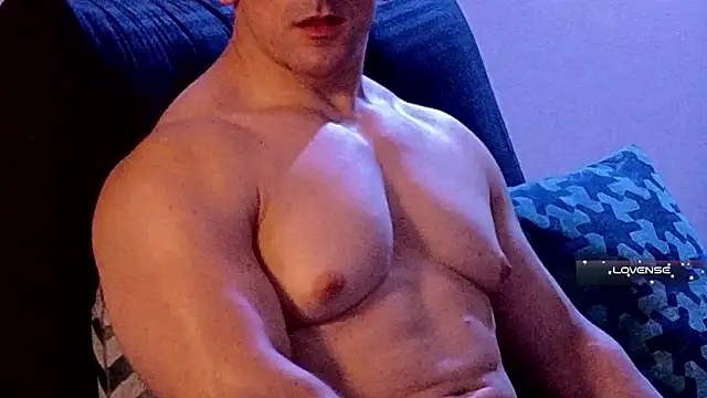 Snapshot of life_warrior chatting on March 9, 9:14 pm life warrior online show from March 9, 9:14 pm