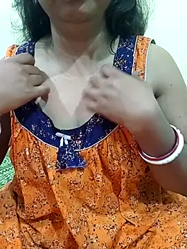 Snapshot of _MilkyBar chatting on December 14, 2:39 am MilkyBar online show from December 14, 2:39 am