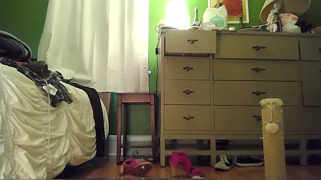 Snapshot of SadCatDaddy chatting on November 25, 9:26 pm SadCatDaddy online show from November 25, 9:26 pm