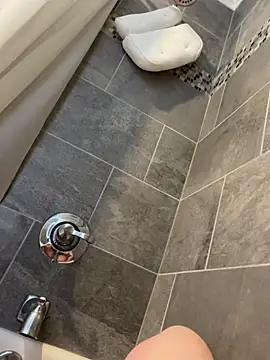 Ucsamiam online show from April 7, 4:24 am