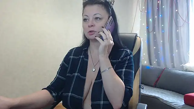 natnett online show from December 14, 8:34 am