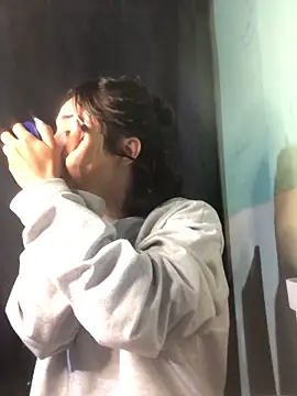 NickiYoung online show from January 10, 5:58 am