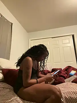 Yoshibaby2670 online show from February 16, 11:26 pm