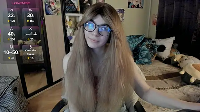 alexiamaleax online show from April 12, 1:54 am