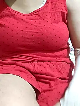 Snapshot of mallupriyapriya chatting on March 7, 5:29 am mallupriyapriya online show from March 7, 5:29 am