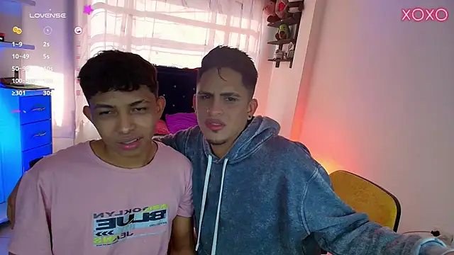 twinkmilk  online show from January 21, 7:39 pm