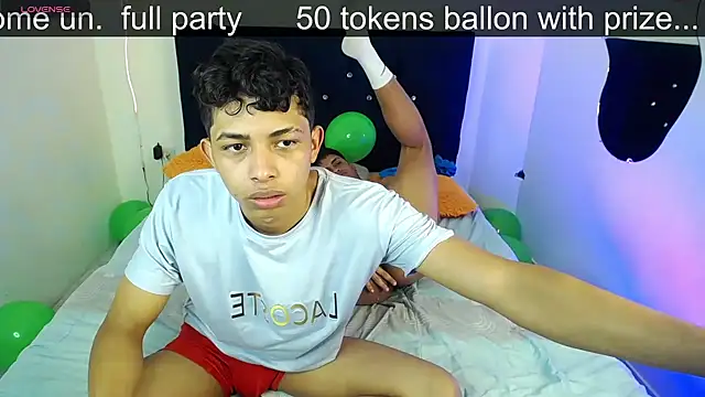 twinkmilk  online show from January 27, 3:39 pm