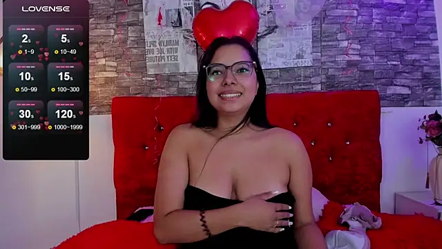 Snapshot of Emily_sc chatting on February 7, 6:56 pm Emily sc online show from February 7, 6:56 pm