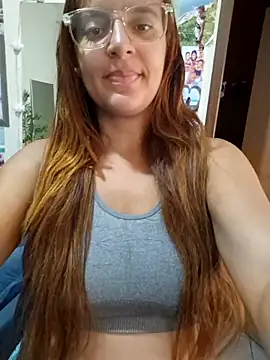 AliceRuivinha2 online show from October 25, 11:40 am